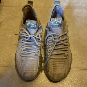 Tan Steve Madden Maxima Blush